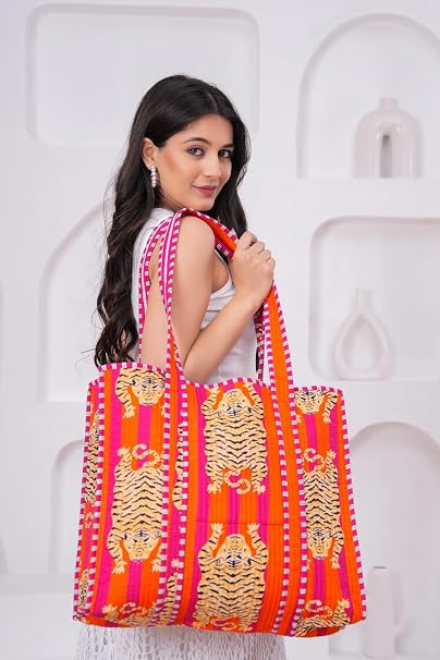 Women's Quilted Cotton Tote Bag with Pockets
