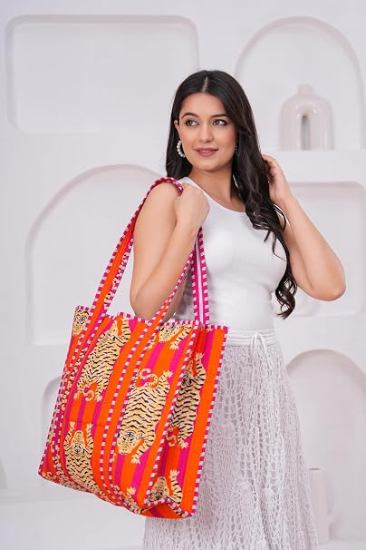 Women's Quilted Cotton Tote Bag with Pockets